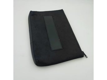 Twist & Tango Clutch Svart Läder