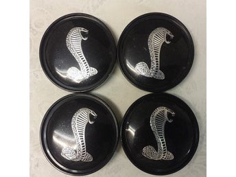 Cobra sport fälgar centrumkåpor/ Navkapslar- 65X67