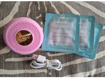 FOREO UFO Mini 2 rosa + ansiktsmask