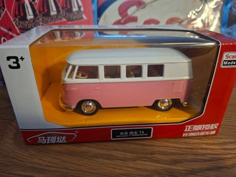 Volkswagen T1 Transporter 1:36 RMZ City Rosa/Vit Originalkart
