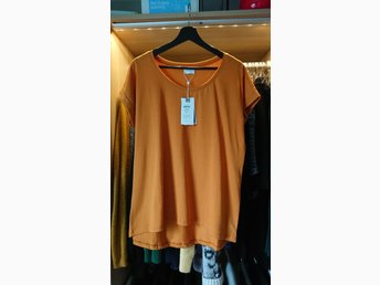 Ny T shirt Vila stl L Ny T shirt Vila stl L