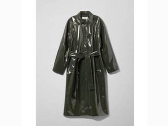 Weekday raven top patent coat