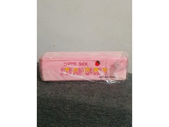 Rosa Strawberry Squishy