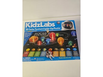 KidzLabs 3D Solsystem Ljus-Upp Poster