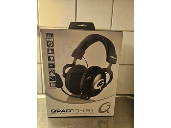 Qpad QH-91 Gaming Headset. OBS: ev trasig mick,läs annons!