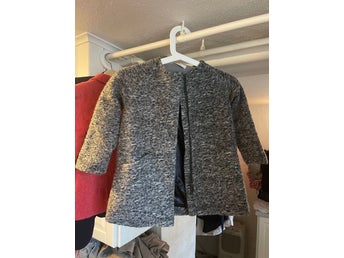 Pomp de Lux grå ull-kappa, storlek 104