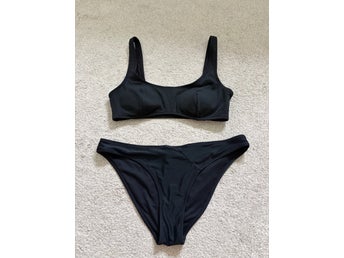 Svart bikini från Bik Bok Swimwear/H&M storlek 36/S
