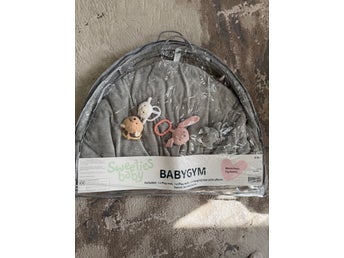 Sweeties Babygym med lekmatt
