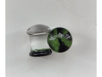 Öronpluggar i glas