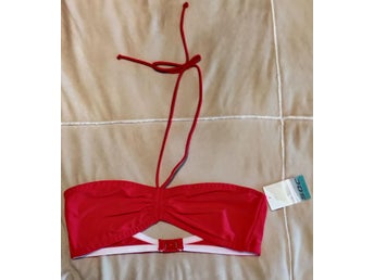 Röd Bikinitopp med Halssnörning stl 40
