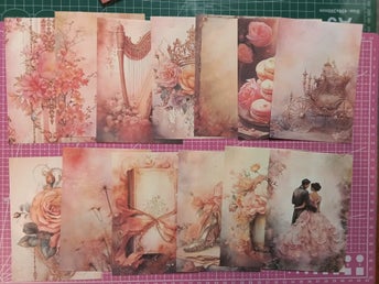 Dekorativa papper för scrapbooking