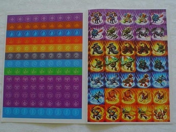 4 ark med stickers ca 359st - från år 2012 Skylanders