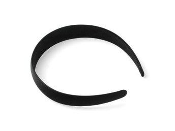 Svart tygklädd diadem c:a 28 mm. bred