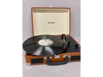 Denver VPL-120 Portabel Skivspelare Väska USB Retro Brun Med Tillbehör Fin skick