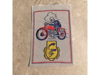 tävlingsmotorcykel mc broderat tygmärke svenskt klubbmärke GF motorcykel