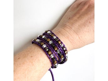 VARUPARTI 20 st - Armband som viras runt handleden i lila med pärlor