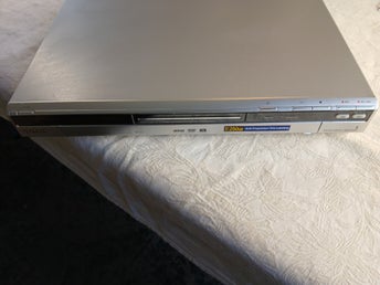 RDR-HX920 DVD-inspelare med HDD och HDMI