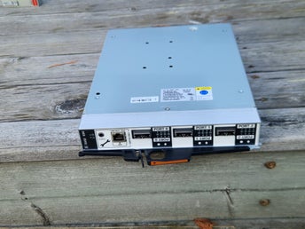 ORACLE 7043628 0976147-05 ST2D24 6GBPS SAS IOM CONTROLLER MODULE