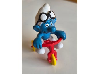 Smurf på trehjuling 40203