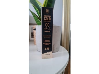SOSU Dripping Gold CC Me In Foundation SPF 45 - 01