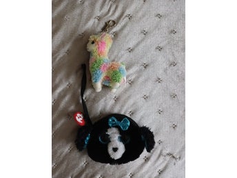 TY Lama nyckelring och Hund plånbok/väska