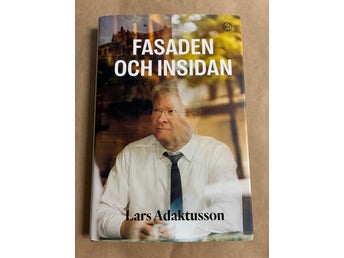 Fasaden och insidan av Lars Adaktusson