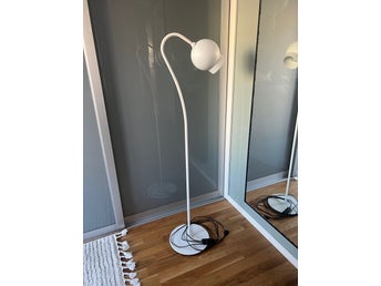 Ateljé Lyktan Ogle Golvlampa