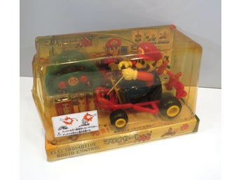 Mario Kart 64 radiostyrd bil - oöppnad