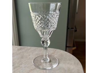 Vitvinsgas, kan vara Boda, slipat klarglas