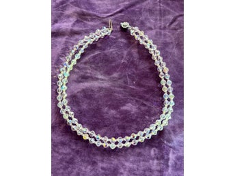 Aurora Borealis. Kristall halsband.