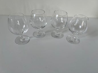 4 st Kosta Boda CHATEAU konjaksglas