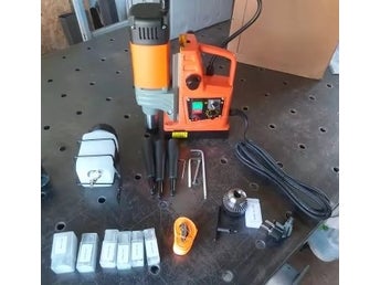 13000N 50mm elektrisk borrpress med 6 borr, multifunktionell magnetisk borrpress