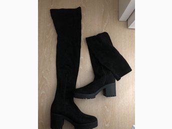 Höga Boots Nelly storlek 38! (415871109) ᐈ Köp på Tradera Höga Boots Nelly storlek 38! (415871109) ᐈ Köp på Tradera