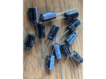 10st Rubycon YK 220uF 16v 85°c 6.3x11mm 2000h