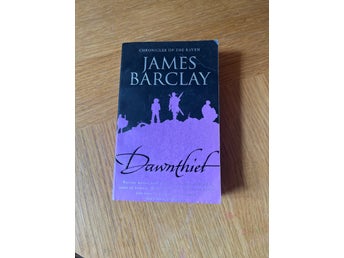 Dawnthief av James Barclay, 2002