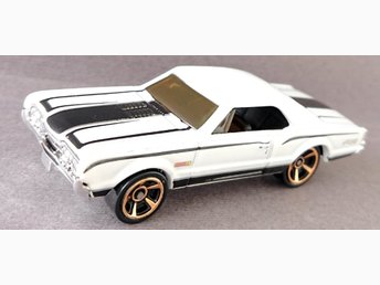 cutlass hot wheels