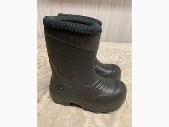 VIKING varmfodrade stövlar stl 28 Innermått ca .. (418602926 VIKING varmfodrade stövlar stl 28 Innermått ca .. (418602926