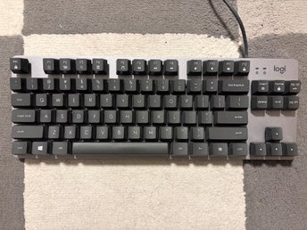 K835 mechanical keyboard