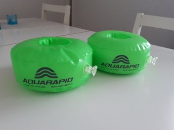 Gröna armpuffar / simpuffar , aquarapid