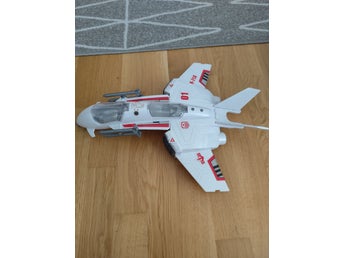 Leksaksflygplan med ljud och ljus