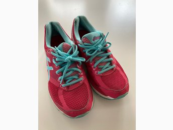 asics gt 2000 39