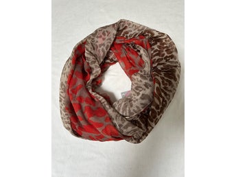 Ny tubsjal animalprint - rost/brun