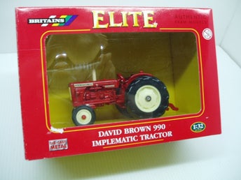 Britains Elite 04180..Traktor David Brown 990 Implematic ......1:32... Oanvänt