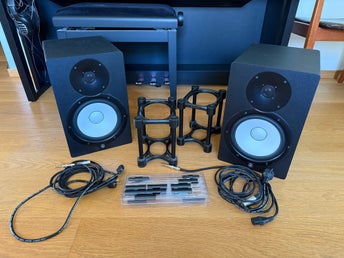 Yamaha HS8 inkl isoacoustic