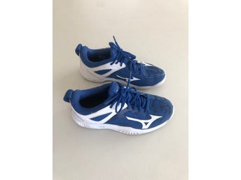 Stl 36 (24cm). Bra grepp, handboll, badminton