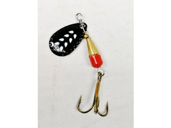 Fiskedrag Spinnare 6gr Svart/Vit Trekrok