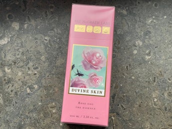 PAT McGRATH LABS DIVINE SKIN ROSE 001 THE ESSENCE 100 ml