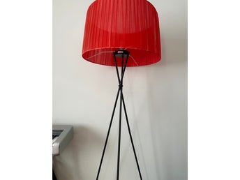 TRIPODE G5 GOLVLAMPA RED-AMBER
