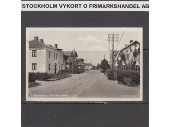 Smålands Burseryd - Esso Bensinpump, telestolpe, gatuparti