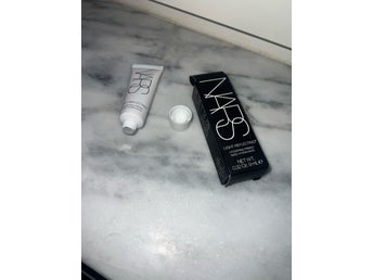 Ny & sealad NARS LIGHT REFLECTING Primer - 9ml